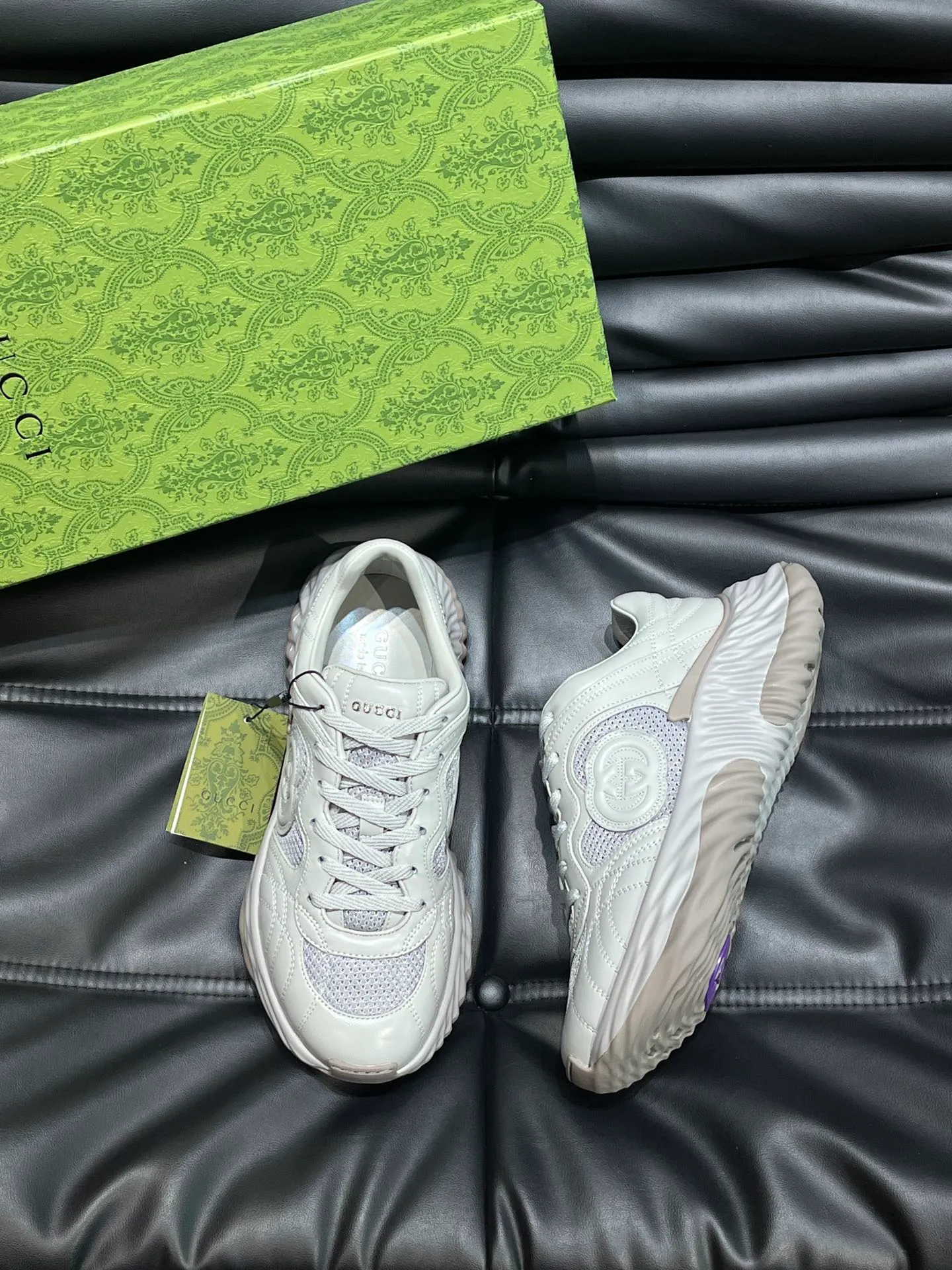 Men's Men's Shoes💰p760 "Gucc*" Ri Men's Men's Shoes💰p Men's Men's Shoes💰ple Series 2024ss👫Couple Style Casual Sports Shoes, buy the original and accurately reproduce it! Restore the quality of details, Gucci Ri men's shoes 💰p men's shoes 💰ple series sports shoes are made with innovative stitching technology to create a flowing texture like water. The leather design is paired with three-dimensional interlocking Double G leather patches and Gucci letter metal accessories, creating a free flowing texture of the entire shoe with a 3D effect. A classic and versatile piece that feels super comfortable on your feet! Female 35-40 Male 38-45